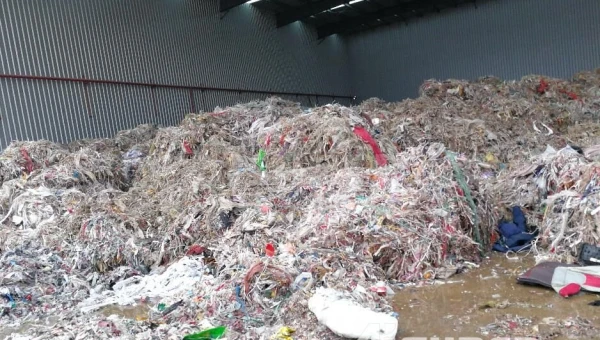 Utilização de resíduos de polpa e resíduos leves da fábrica de papel para combustível alternativo